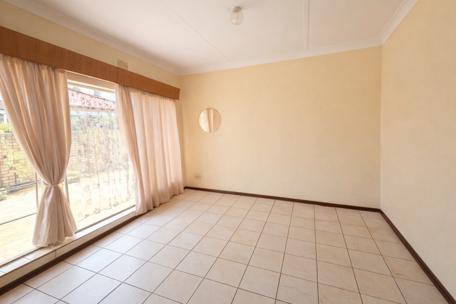 4 Bedroom Property for Sale in Miederpark North West